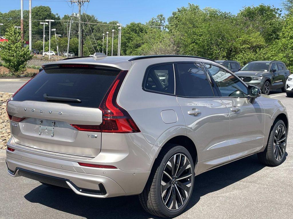 new 2026 Volvo XC60 Plug-In Hybrid car, priced at $75,805