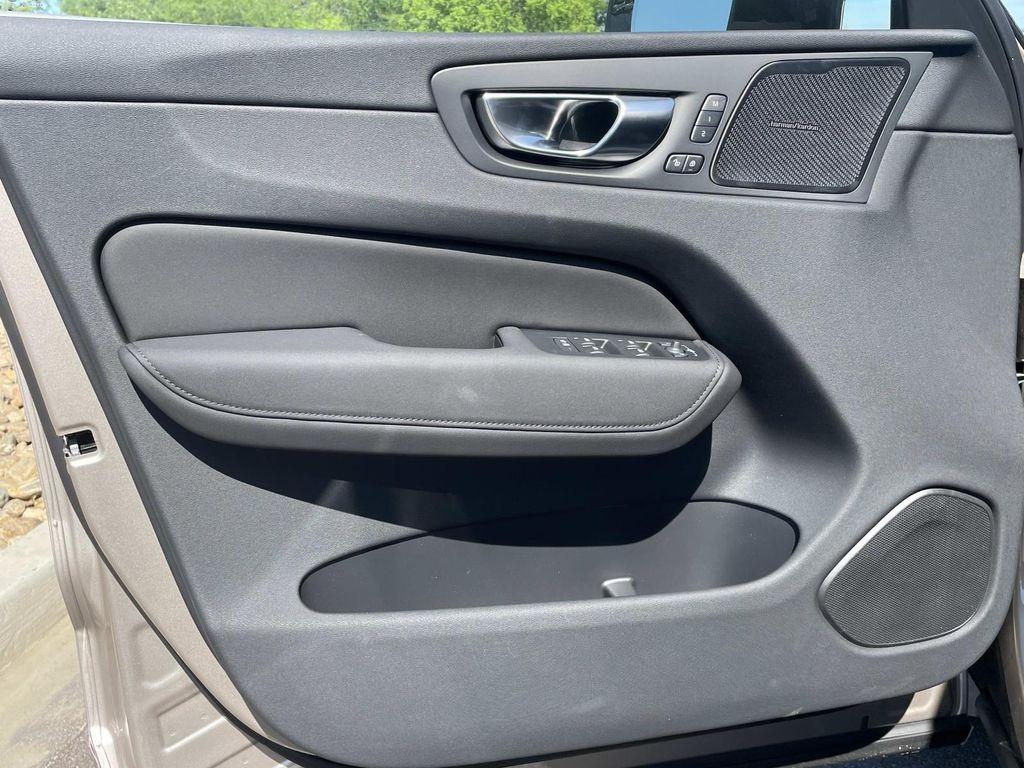 new 2026 Volvo XC60 Plug-In Hybrid car, priced at $75,805