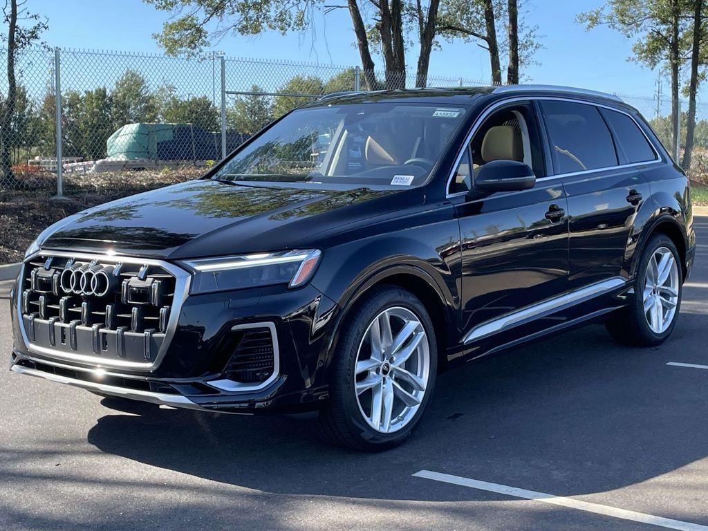 new 2025 Audi Q7 car, priced at $73,996