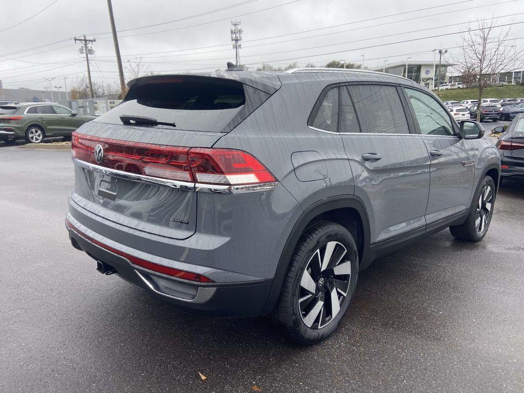 new 2026 Volkswagen Atlas Cross Sport car, priced at $48,046