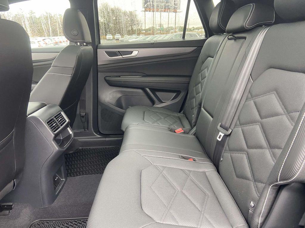 new 2026 Volkswagen Atlas Cross Sport car, priced at $48,046