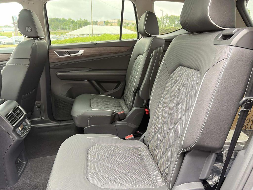 new 2026 Volkswagen Atlas car, priced at $57,831