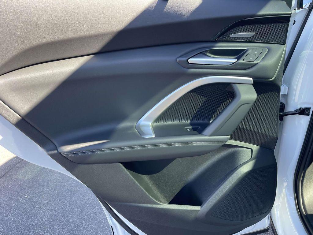 new 2025 Audi Q5 car, priced at $59,940