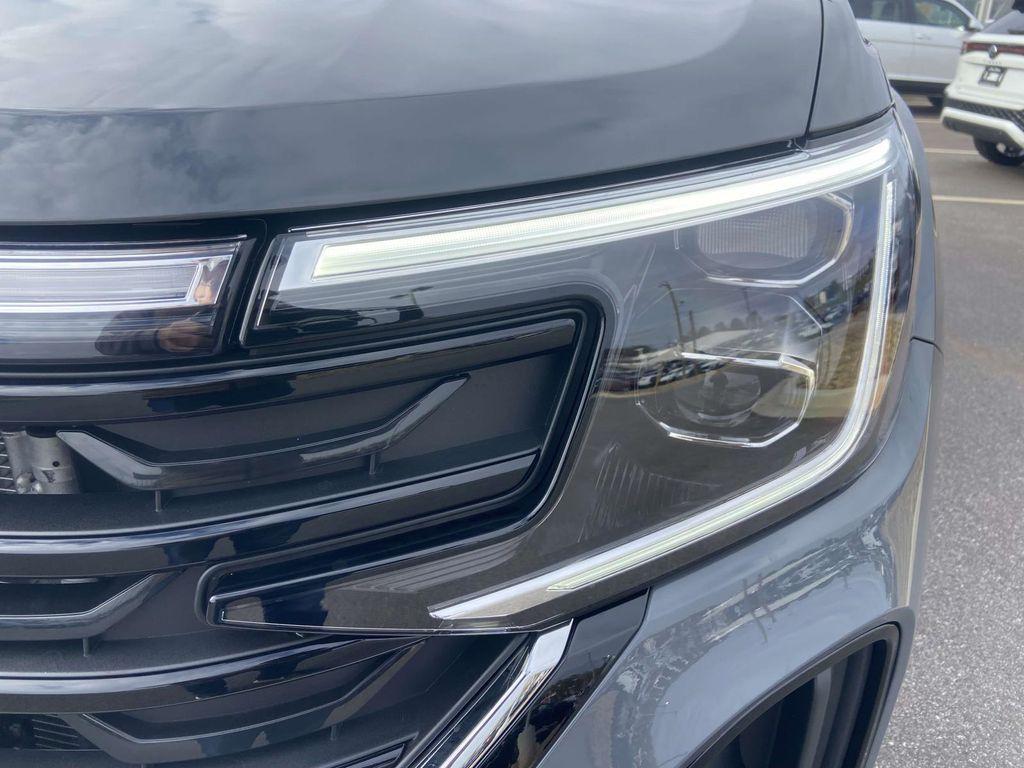 new 2026 Volkswagen Atlas Cross Sport car, priced at $46,444