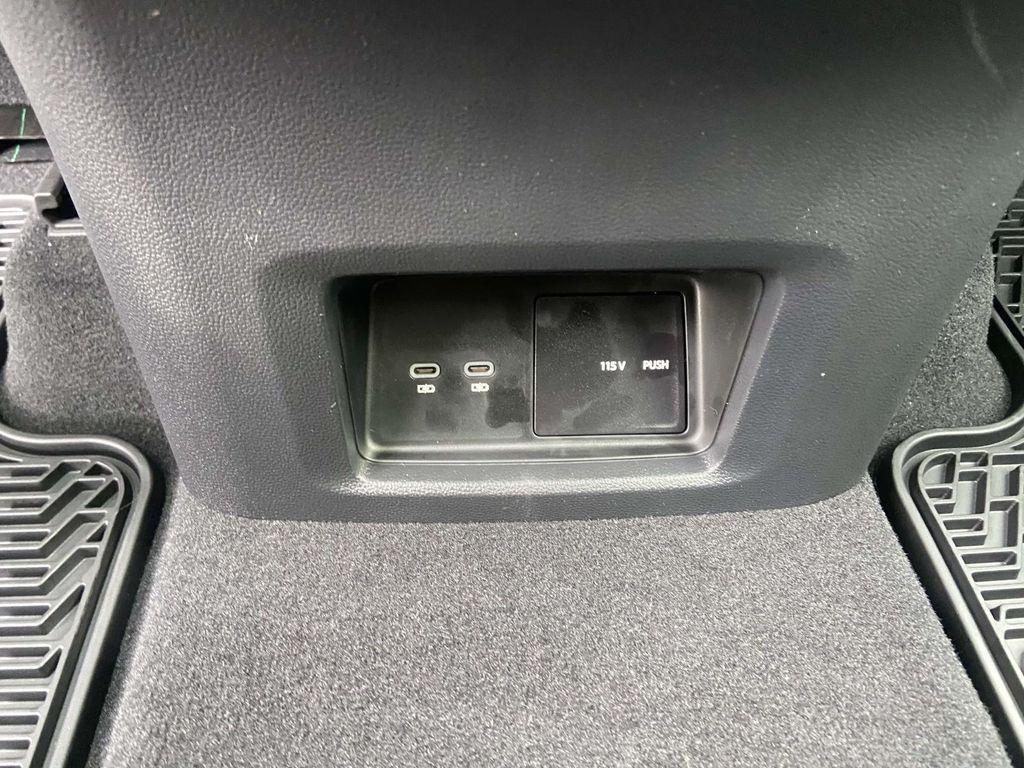 new 2026 Volkswagen Atlas Cross Sport car, priced at $46,444