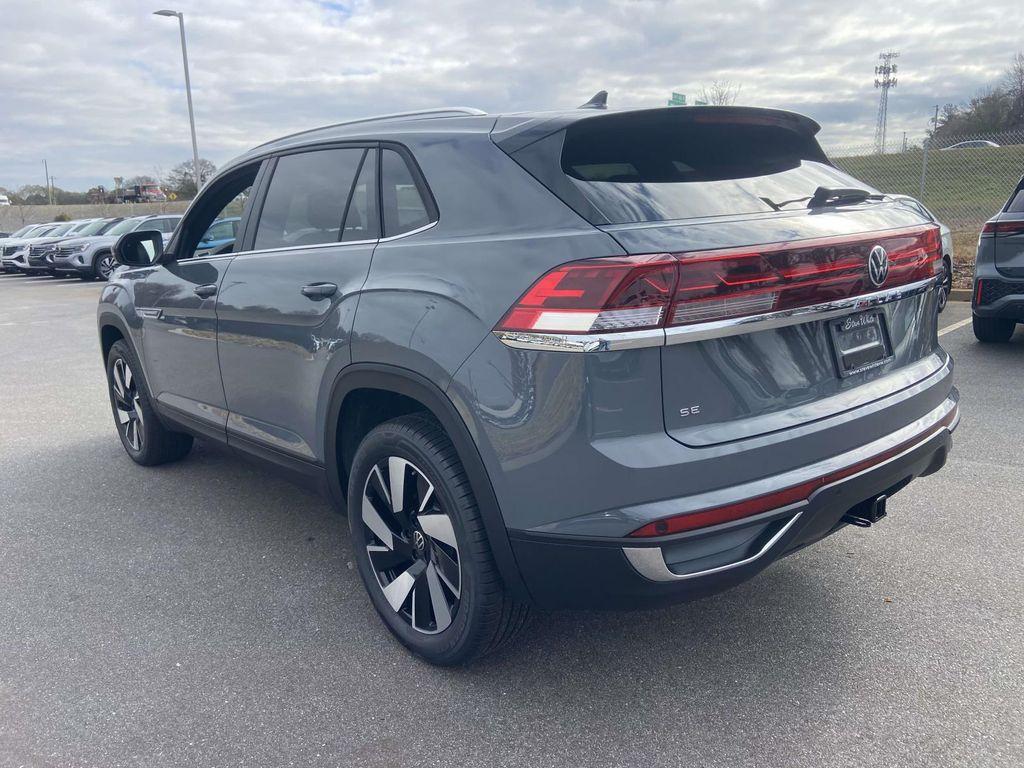 new 2026 Volkswagen Atlas Cross Sport car, priced at $46,444