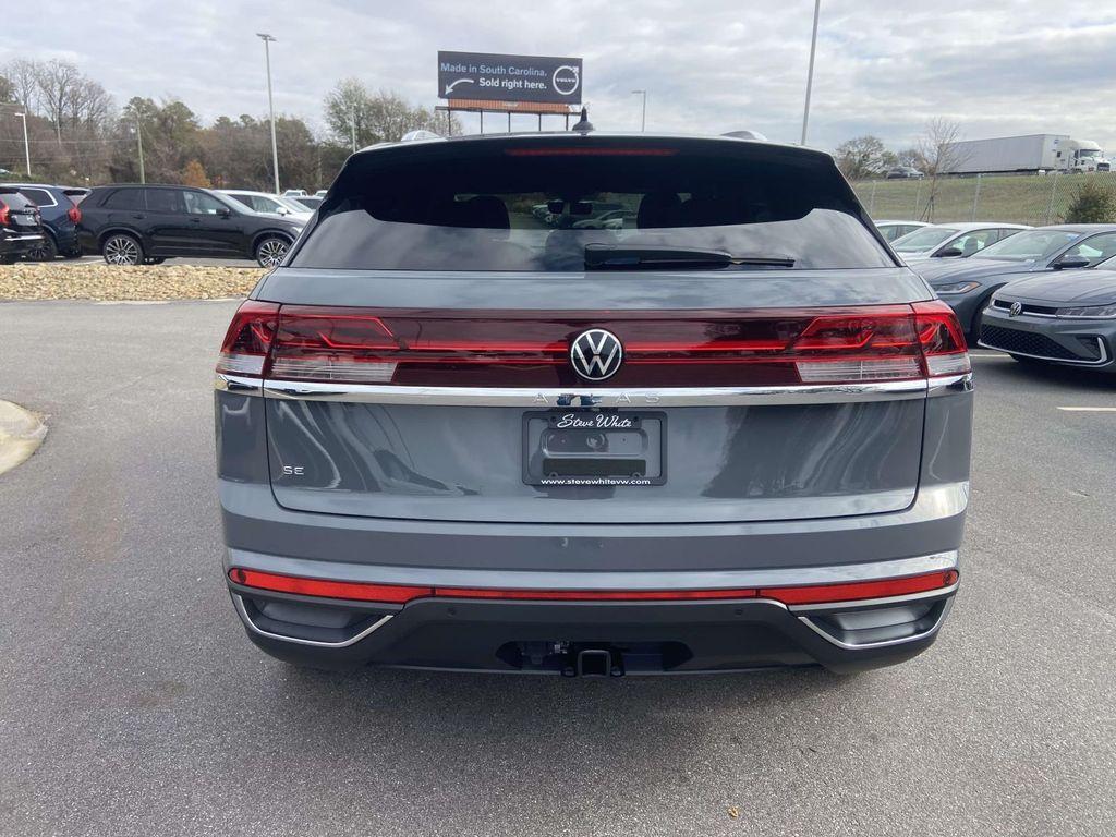 new 2026 Volkswagen Atlas Cross Sport car, priced at $46,444