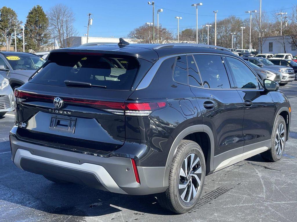 used 2025 Volkswagen Tiguan car, priced at $29,999