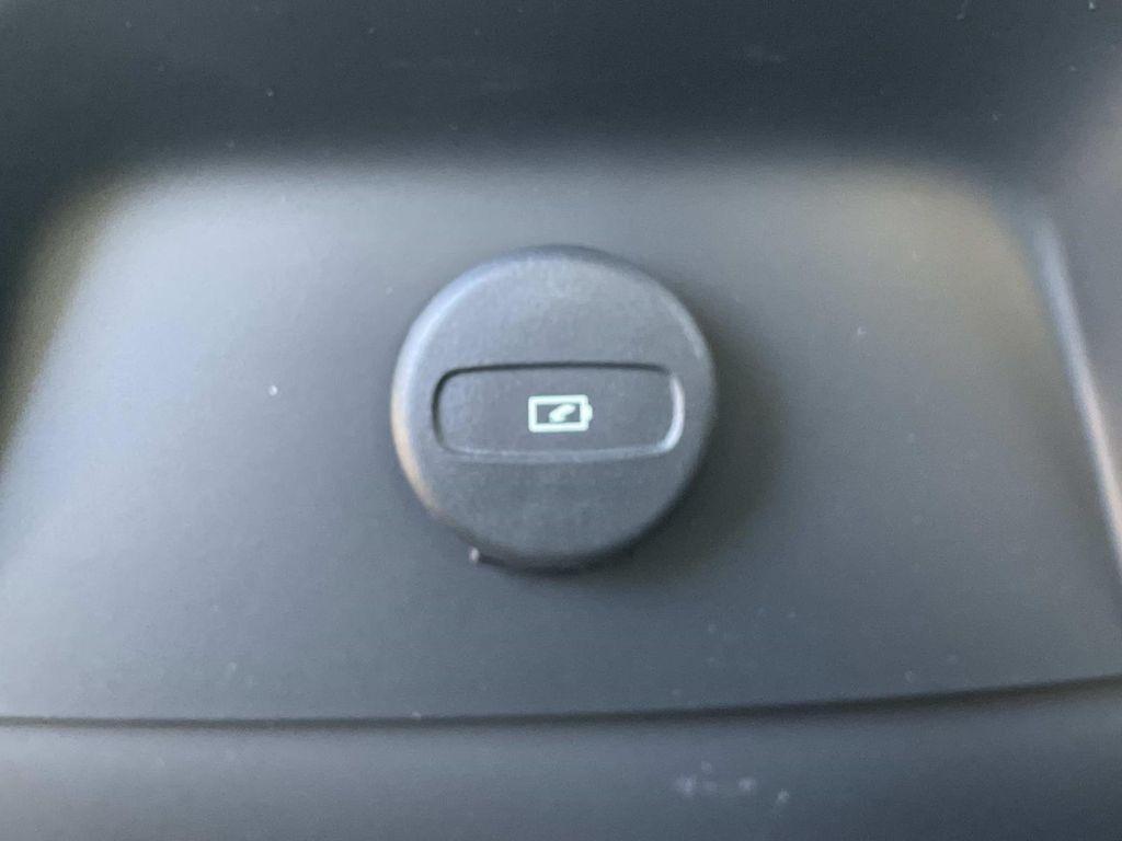 new 2026 Volvo XC90 Plug-In Hybrid car, priced at $85,745