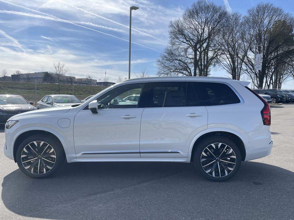 new 2026 Volvo XC90 Plug-In Hybrid car, priced at $85,745