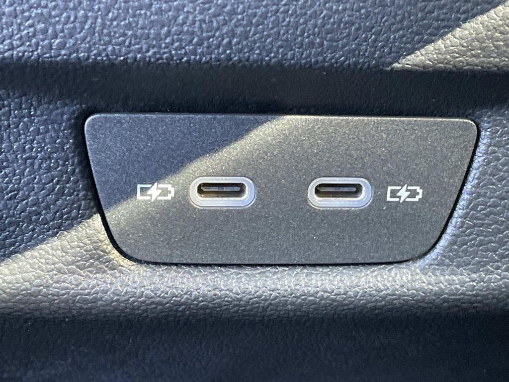 new 2026 Volkswagen Tiguan car, priced at $32,576