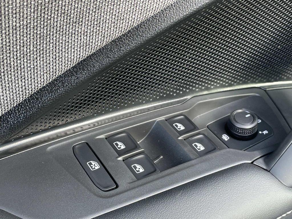 new 2026 Volkswagen Tiguan car, priced at $32,576