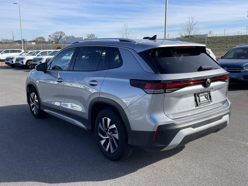 new 2026 Volkswagen Tiguan car, priced at $32,576