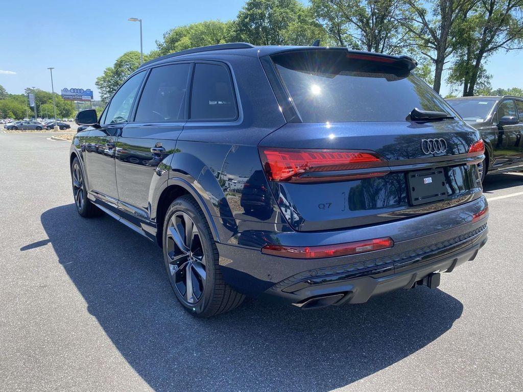 new 2026 Audi Q7 car, priced at $77,395