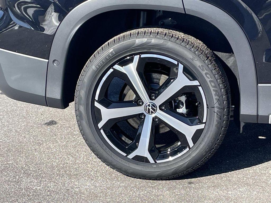 new 2026 Volkswagen Tiguan car, priced at $38,481
