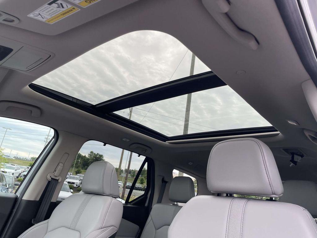used 2025 Honda Pilot car, priced at $44,999