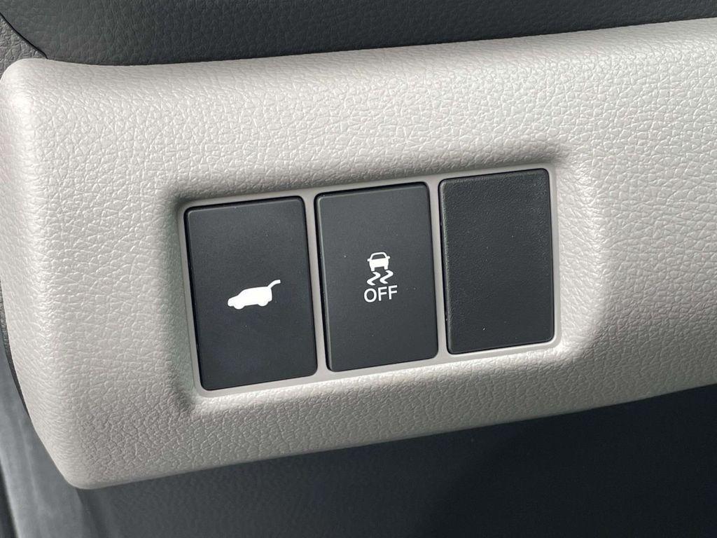 used 2025 Honda Pilot car, priced at $44,999