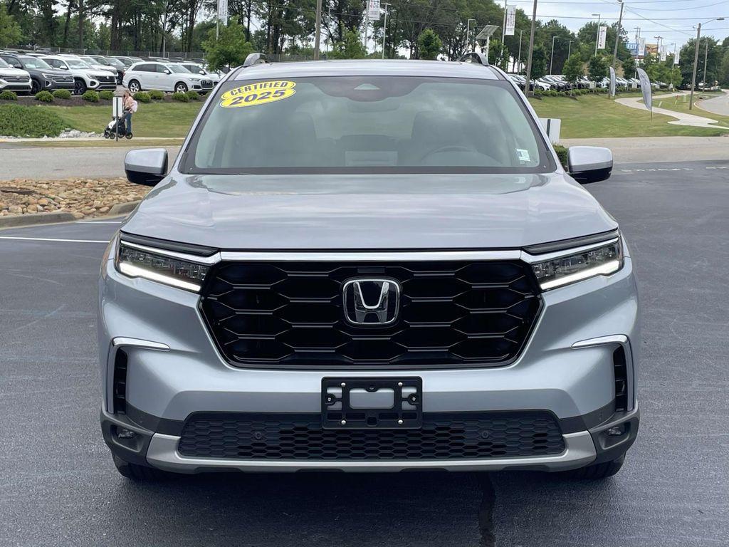 used 2025 Honda Pilot car, priced at $44,999