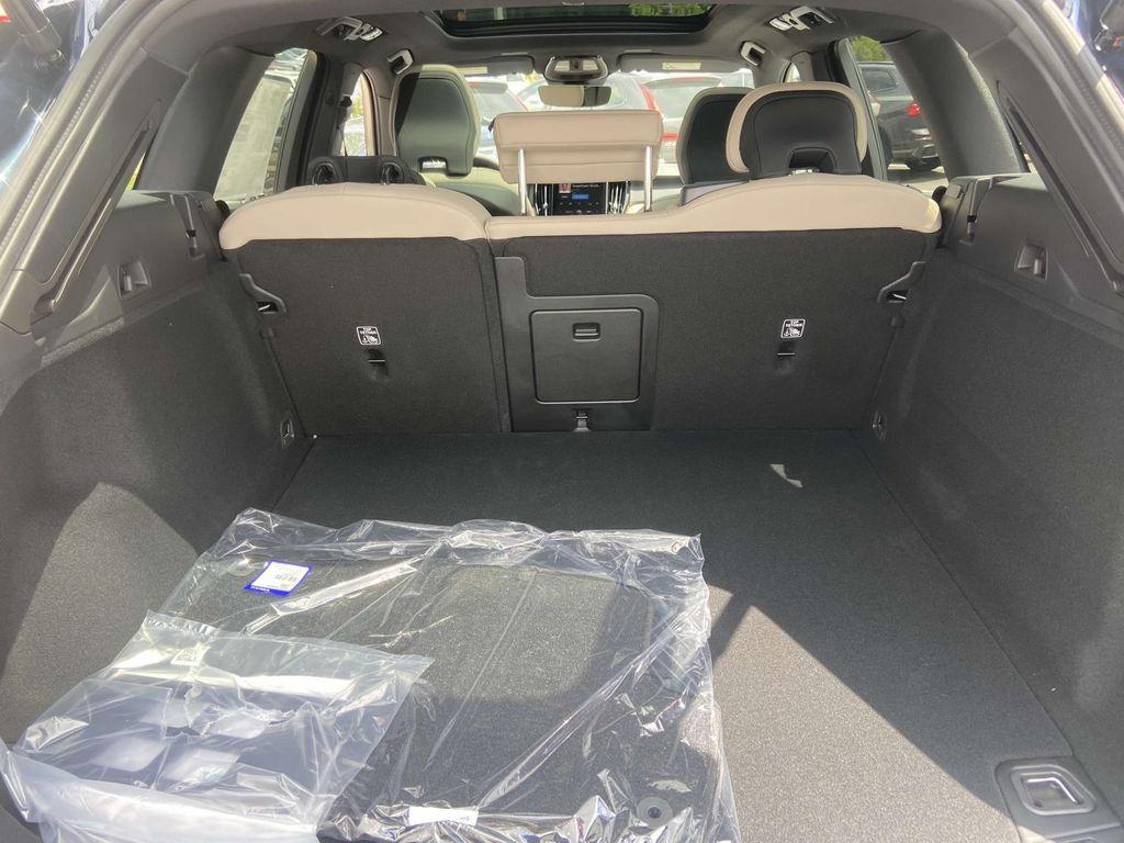 new 2026 Volvo XC60 car, priced at $46,545