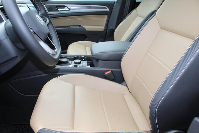 used 2022 Volkswagen Atlas Cross Sport car