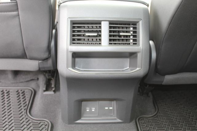 used 2022 Volkswagen Atlas Cross Sport car