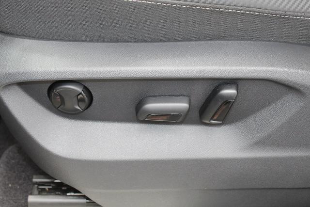 used 2022 Volkswagen Atlas Cross Sport car