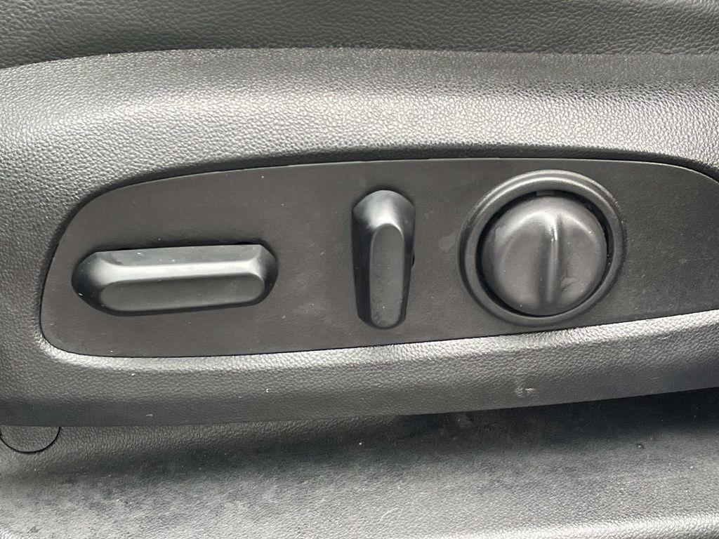 used 2019 Chevrolet Traverse car, priced at $21,799