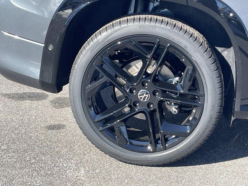 new 2026 Volkswagen Tiguan car, priced at $39,421