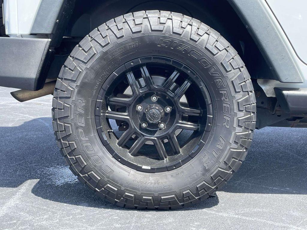 used 2016 Jeep Wrangler Unlimited car, priced at $14,995