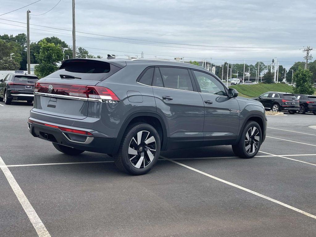 new 2026 Volkswagen Atlas Cross Sport car, priced at $44,946