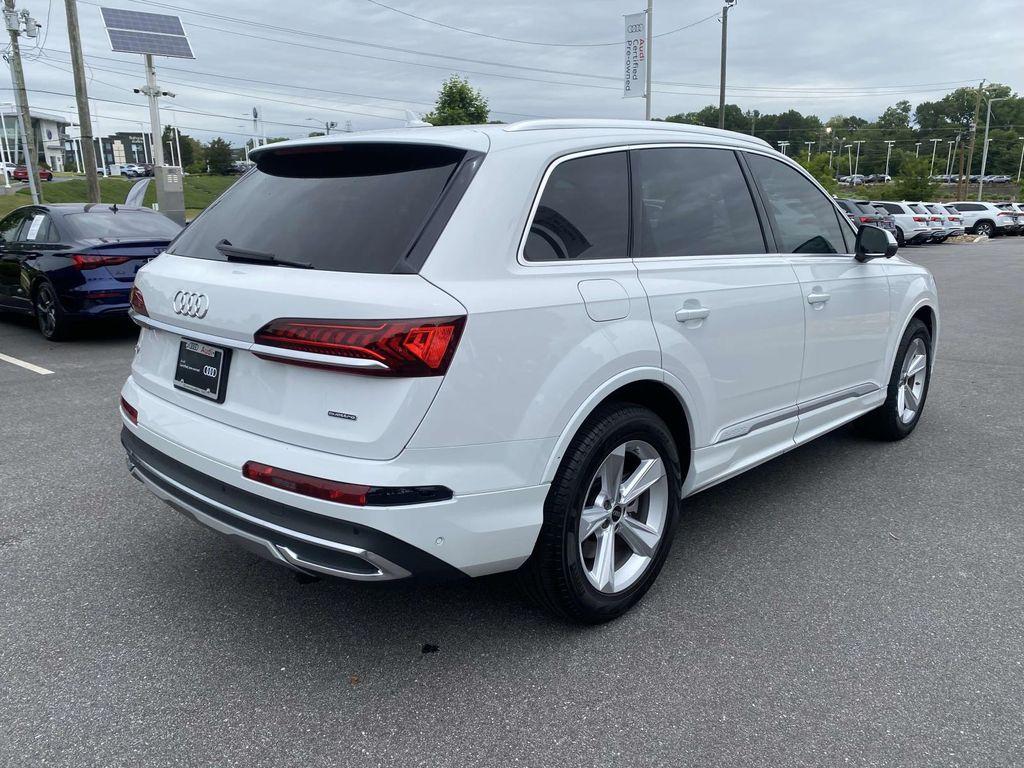 used 2023 Audi Q7 car, priced at $43,995