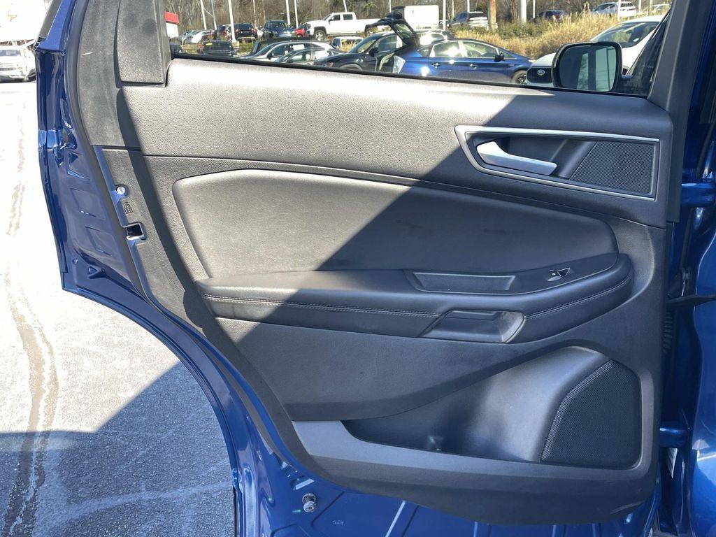 used 2024 Ford Edge car, priced at $22,499