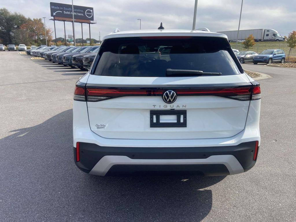 new 2026 Volkswagen Tiguan car, priced at $31,537