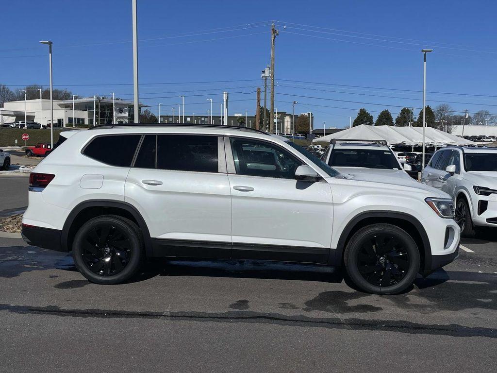 new 2026 Volkswagen Atlas car, priced at $49,043
