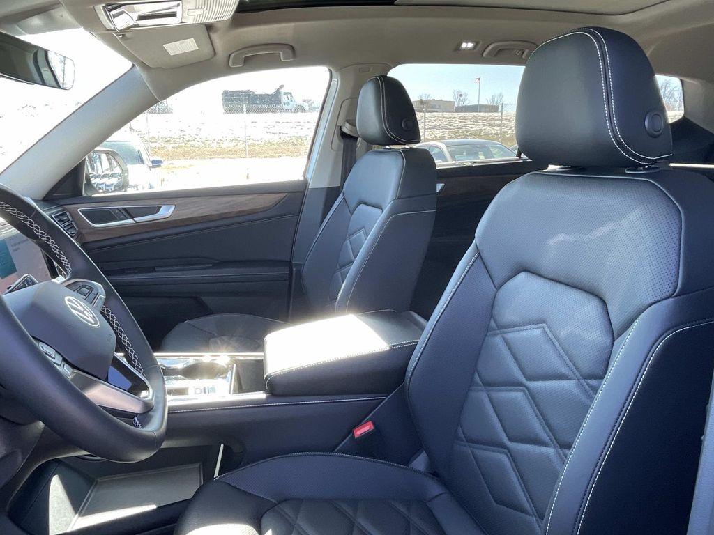 new 2026 Volkswagen Atlas car, priced at $49,043