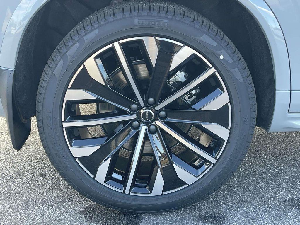 new 2026 Volvo XC90 Plug-In Hybrid car, priced at $82,110