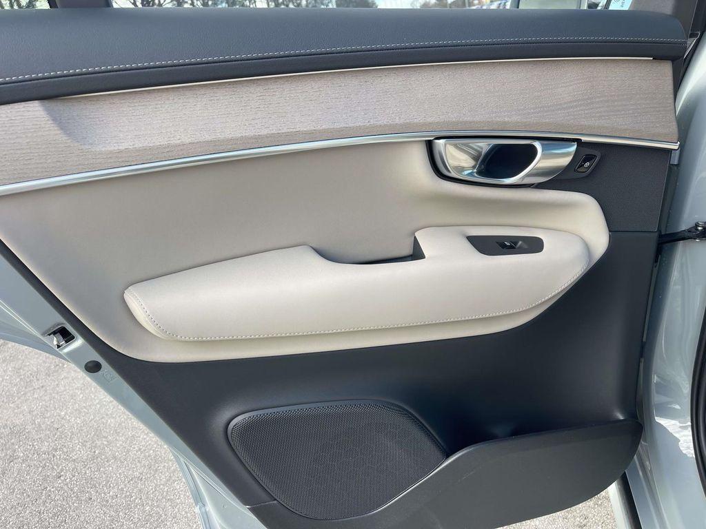 new 2026 Volvo XC90 Plug-In Hybrid car, priced at $82,110