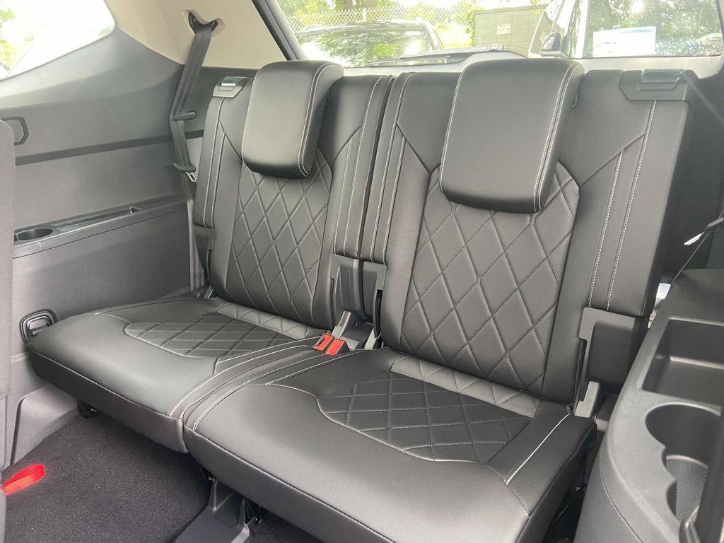 new 2026 Volkswagen Atlas car, priced at $54,546