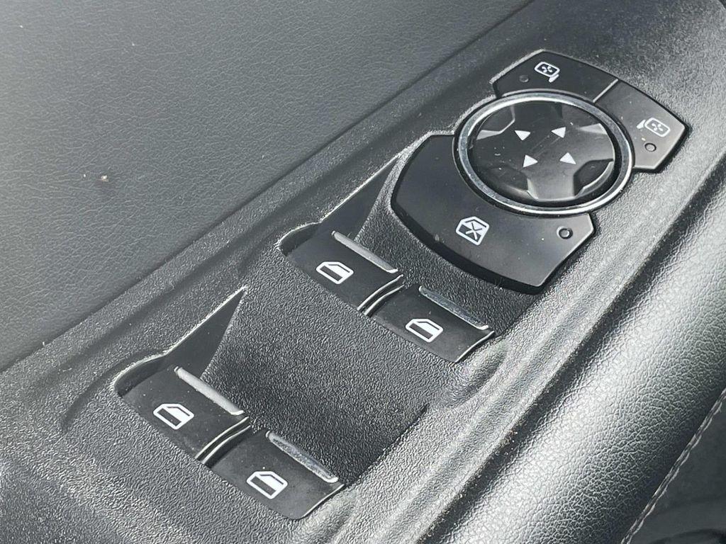 used 2024 Ford Edge car, priced at $22,999