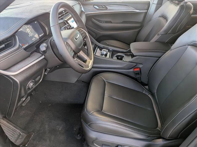 new 2025 Jeep Grand Cherokee car, priced at $47,241