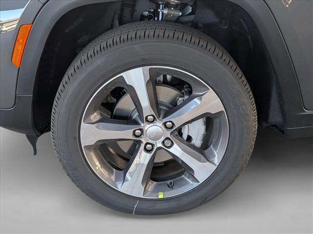 new 2025 Jeep Grand Cherokee car, priced at $47,241