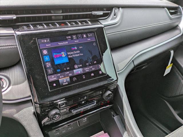 new 2025 Jeep Grand Cherokee L car, priced at $37,491