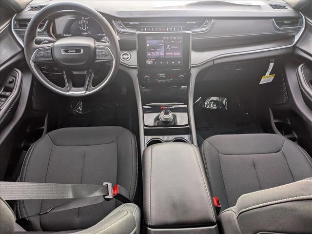 new 2025 Jeep Grand Cherokee L car, priced at $38,991