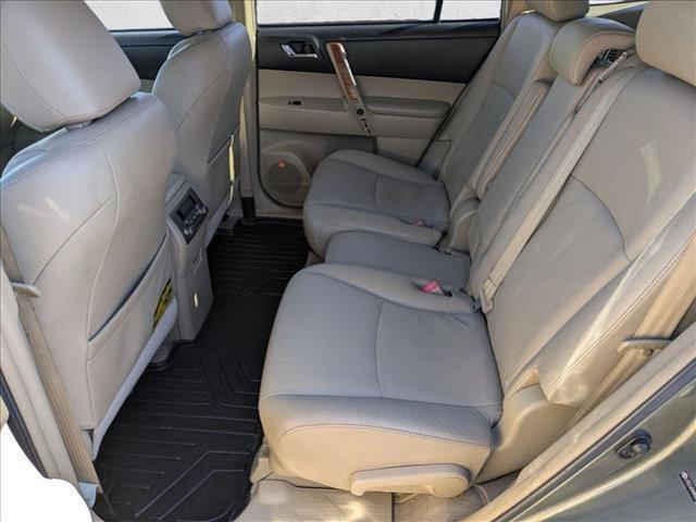 used 2008 Toyota Highlander car, priced at $8,931