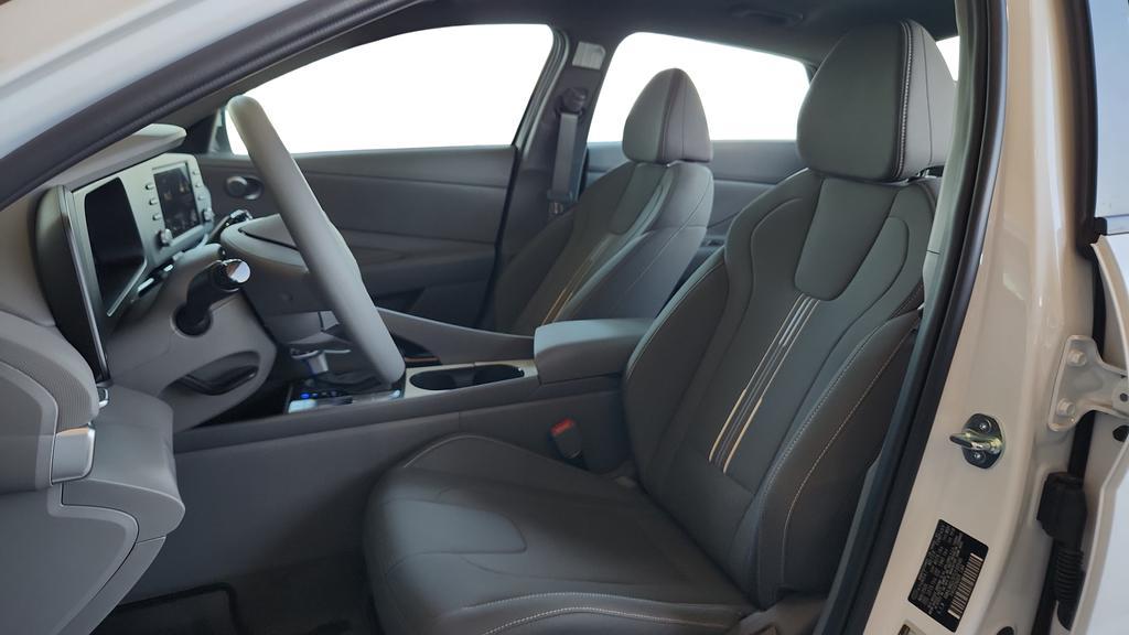 new 2026 Hyundai ELANTRA HEV car, priced at $26,518