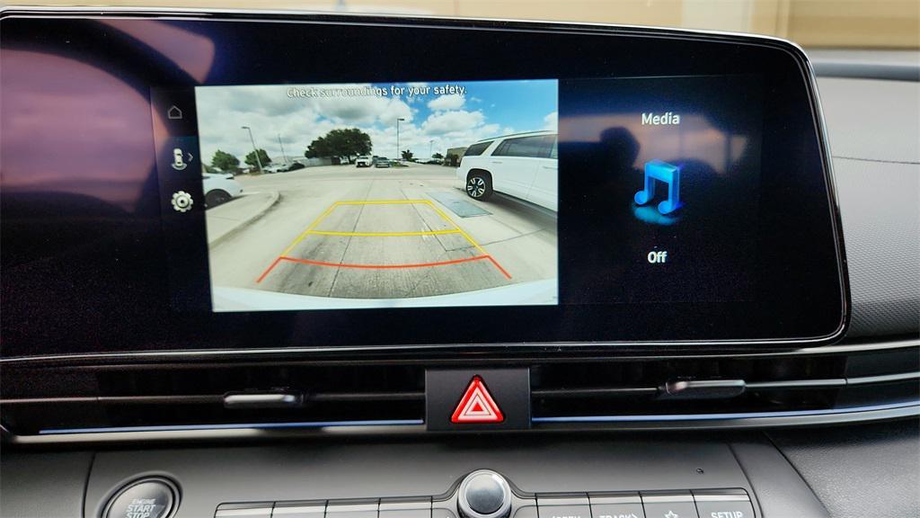 new 2025 Hyundai ELANTRA HEV car, priced at $26,300