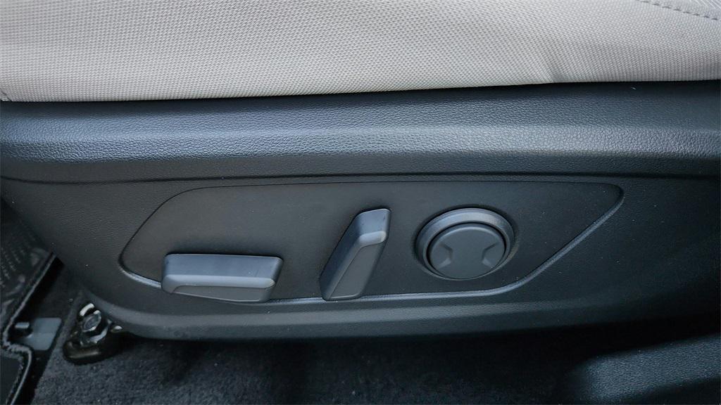 new 2026 Hyundai Tucson car, priced at $28,942