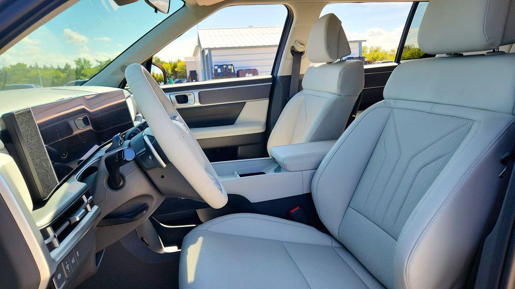 used 2025 Hyundai Santa Fe car, priced at $34,120