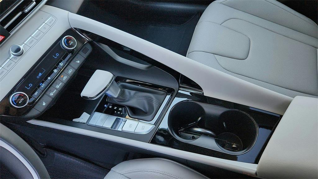 new 2026 Hyundai Elantra car, priced at $27,134