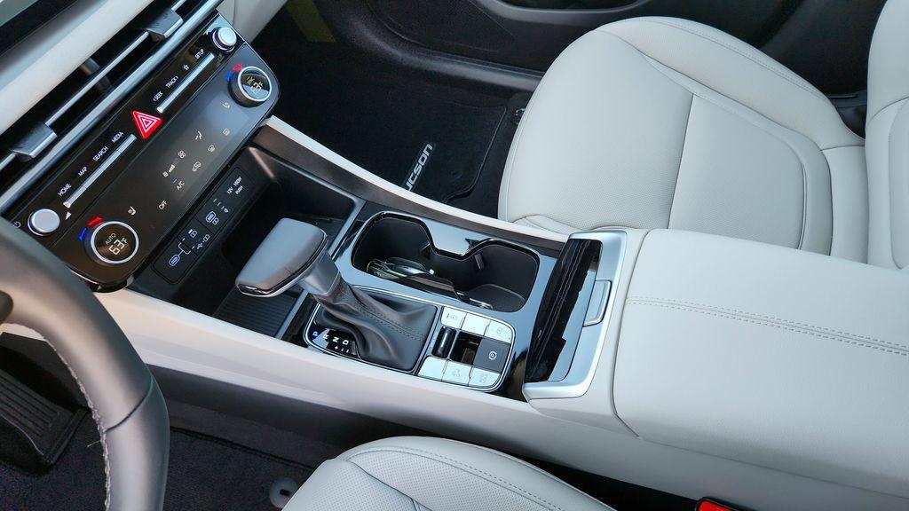 new 2025 Hyundai Tucson car, priced at $35,045